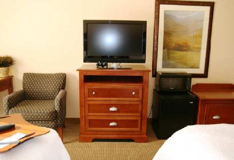 Hampton Inn  Suites Colorado SpringsI25 South