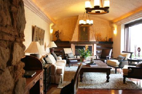 El Convento Boutique Hotel