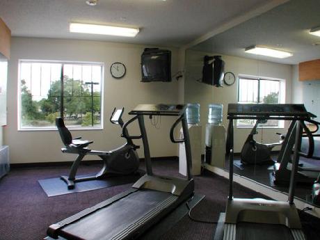 Holiday Inn Express Hotel & Suites SAN ANTONIO RIVERCENTER AREA