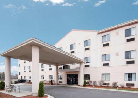 Comfort Suites Lombard