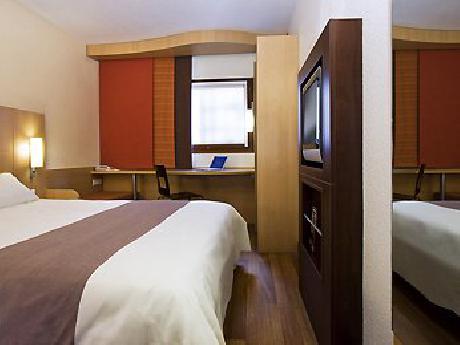 ibis Barcelona Santa Coloma (Opening Soon)