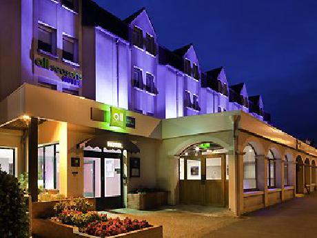 all seasons Blois Centre Gare