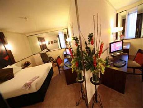 Ramada Glasgow Airport