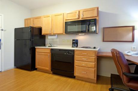 Candlewood Suites I-26 @ NORTHWOODS MALL