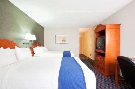 Holiday Inn Express CHICAGO-ST. CHARLES
