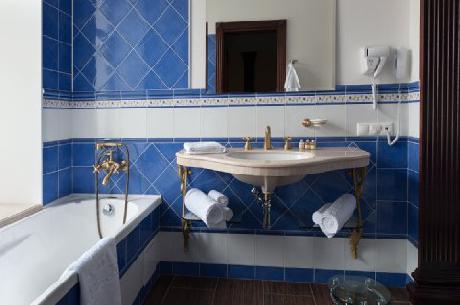 Frederic Koklen Boutique Hotel