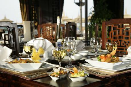 SUNRISE Mamlouk Palace Resort