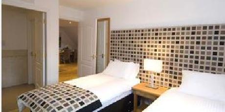 Inchmarlo Resort And Golf Club