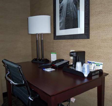 Holiday Inn Express Hotel & Suites ARKADELPHIA - CADDO VALLEY