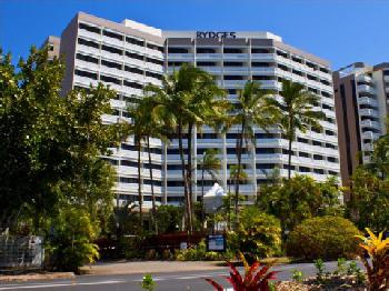 Rydges Esplanade Cairns