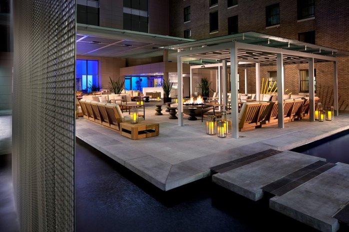 Reflections Outdoor Lounge