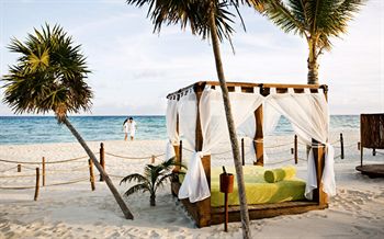 Best beach hotels USA