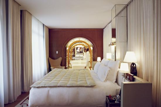 Le Royal Monceau Raffles Paris