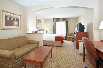 Holiday Inn Express Hotel & Suites GARDEN CITY
