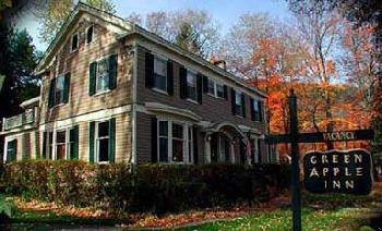 Green Apple Inn