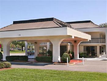Ramada Norfolk Airport