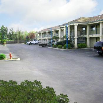 Edgewater Inn Reedley