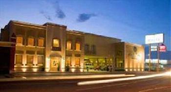 Hotel Plaza Las Quintas
