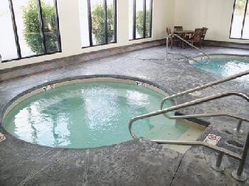 La Quinta Inn & Suites Springfield Airport Plaza