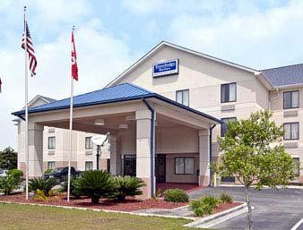 Travelodge Suites Savannah Pooler