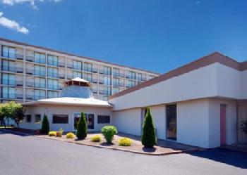 Quality Inn & Suites North