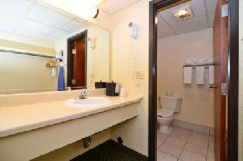 BEST WESTERN Airport Inn & Conference Center