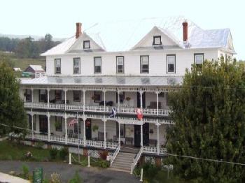 Highland Inn