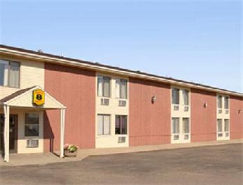 Super 8 Motel - Redfield