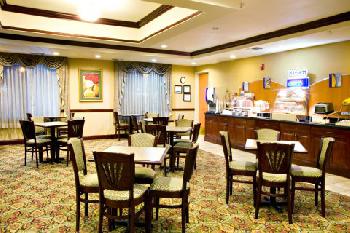 Holiday Inn Express Hotel & Suites SELMA