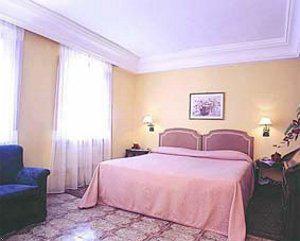 Italia Hotel