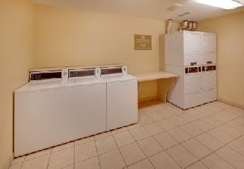 Candlewood Suites FARGO-N. DAKOTA STATE UNIV.