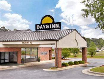 Days Inn Rocky Mount Golden East