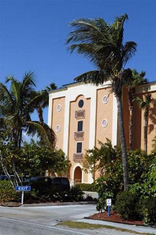 Sandhurst Hotel and Suites
