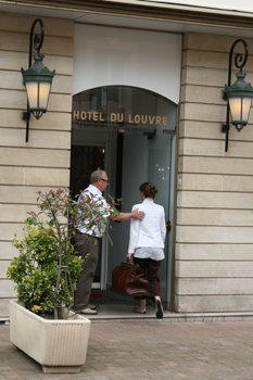 DU LOUVRE