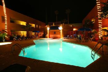 BEST WESTERN PLUS InnSuites Tucson Foothills Hotel & Suites