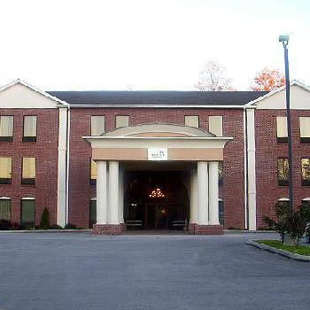 Executive South Fork Inn