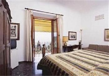Villa Aurora