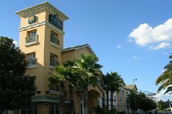 Extended Stay Deluxe - Tampa - Airport - N. West Shore Blvd.