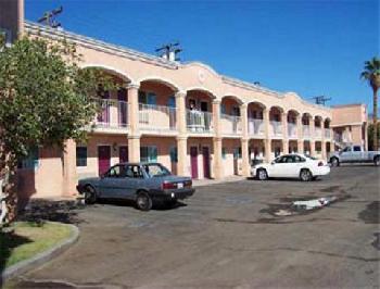 Super 8 El Centro