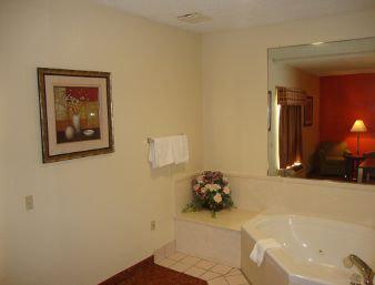 Days Inn & Suites Ridgeland