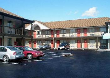 Econo Lodge Norwalk