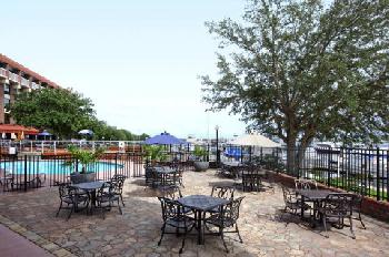Hilton New Bern  Riverfront