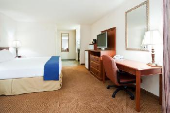 Holiday Inn Express Hotel & Suites FARMINGTON (BLOOMFIELD)