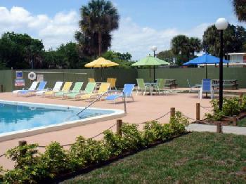 Tropical Inn Resort