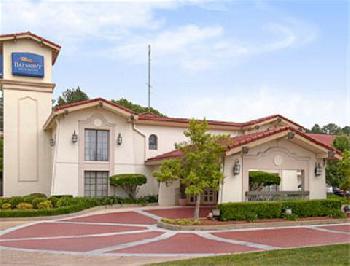 Baymont Inn & Suites Longview