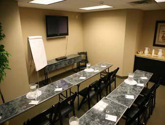 Howard Johnson Hotel - Toms River