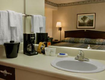 Baymont Inn and Suites Lexington