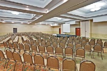 Holiday Inn POPLAR BLUFF