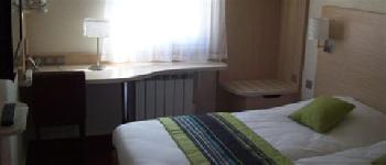 Kyriad Lyon Est Bron Eurexpo Le Cottage