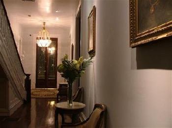 Grand Center Inn
